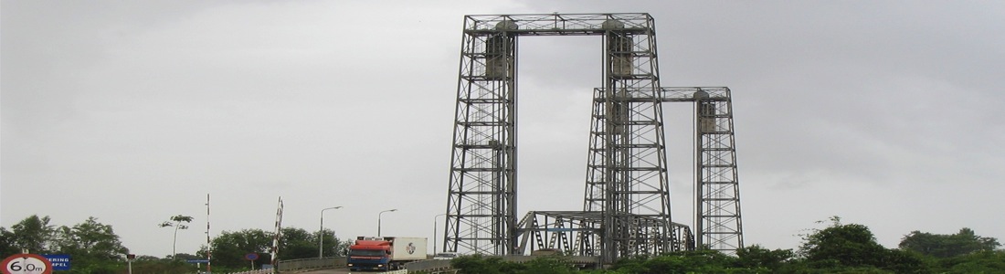 Bailey brug over de Nickerie rivier bij Groot Henar